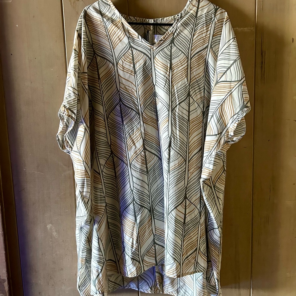 Manuhealii dress (s)